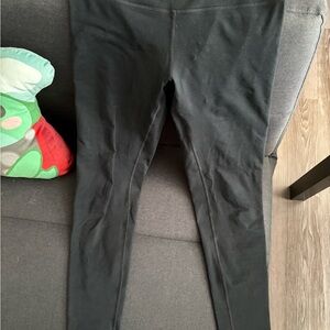 Fleo Classic Black Leggings
